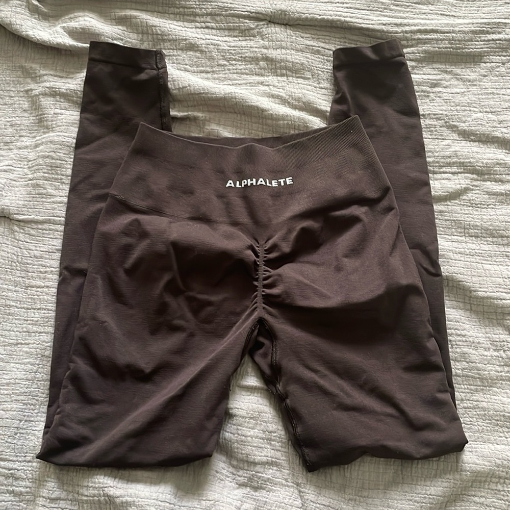 Alphalete legging